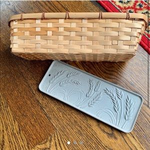 Basketville bread warmer stone with basket